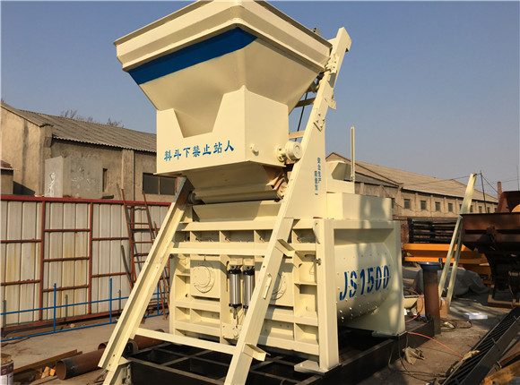 混凝土攪拌機(jī)正工作呢抱軸了怎么辦？
