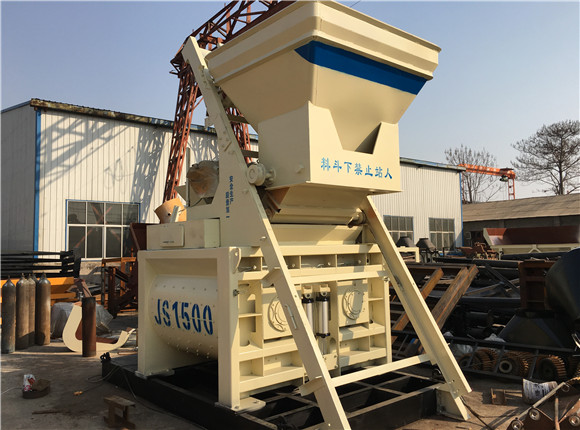 怎么驗(yàn)收裝好的混凝土攪拌機(jī)？